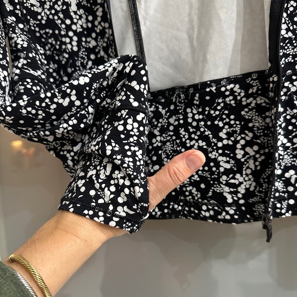 Lulu Lemon Athletic Zip Jacket - Picture 2 of 4